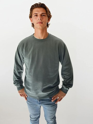 A Question Of (AQO) Sweatshirt 'Johannes' i blå