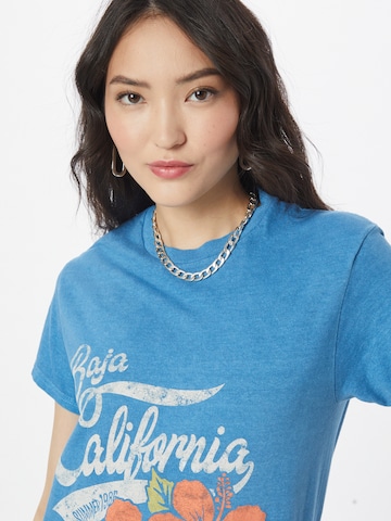 Nasty Gal T-Shirt 'California Surfing' in Blau