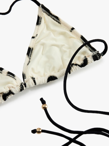 Koton Triangel Bikinitop in Beige