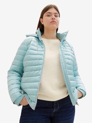 Tom Tailor Women + Φθινοπωρινό και ανοιξιάτικο μπουφάν σε μπλε: μπροστά