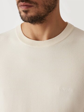 Pull-over GUESS en blanc