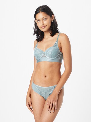 Balconette Sutien 'Luna' de la Hunkemöller pe gri: față