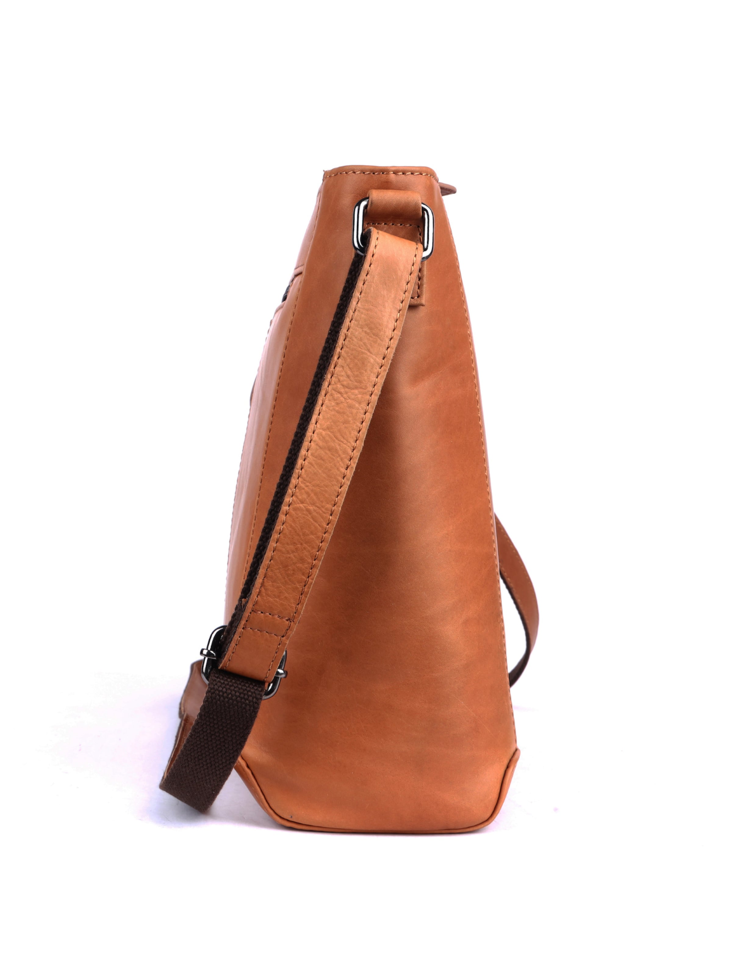 Benthill Shoulder Bag in Brown