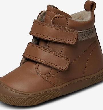 Bottes 'BAREFOOT WIGGHI VL' NATURINO en beige : devant