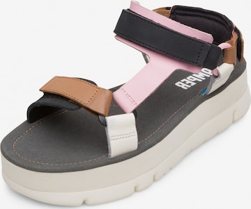 CAMPER Sandalen met riem 'Oruga Up' in Gemengde kleuren: voorkant