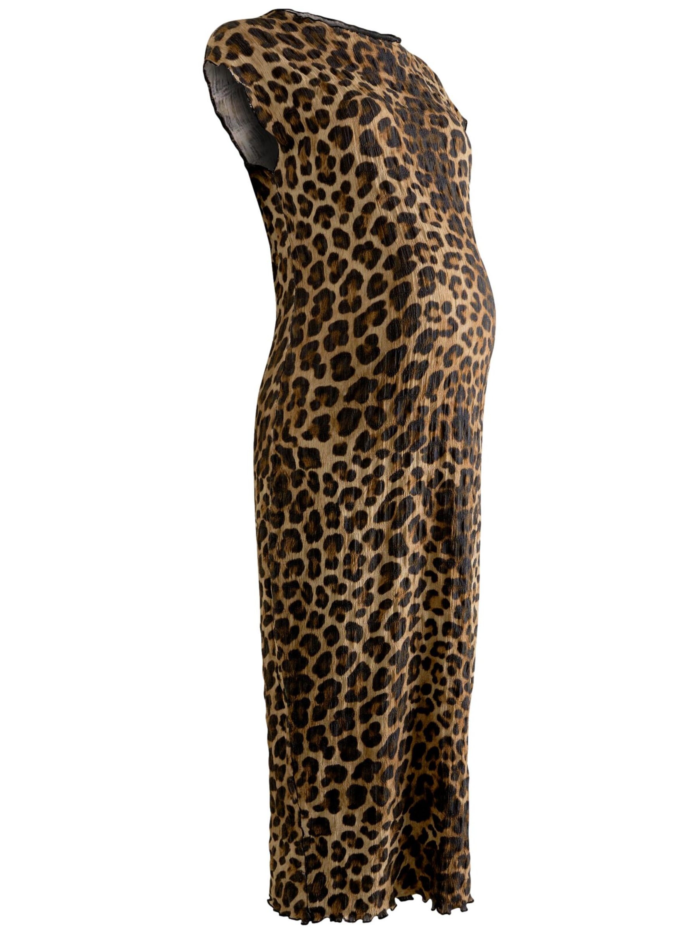 Rochie de la Next pe maro