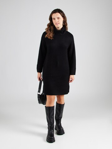Abito in maglia 'VMCFILUCA' di Vero Moda Curve in nero: frontale
