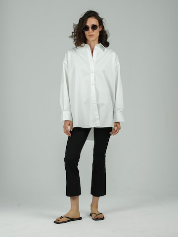 Canvas n.1 Blouse in White