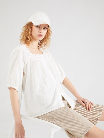 Camicia da donna 'PCAGNETA' di PIECES in bianco
