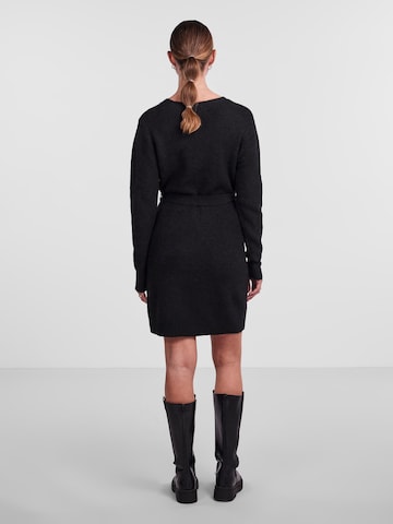 PIECES Gebreide jurk 'ELLEN' in Zwart