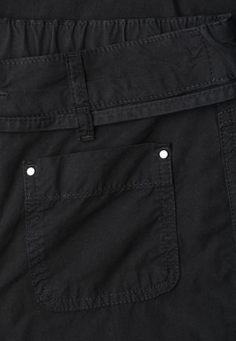 STREET ONE Regular Pants in Black