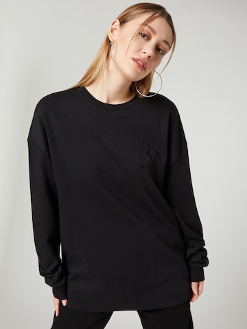 VIERVIER Longsleeve 'Luca' in Schwarz