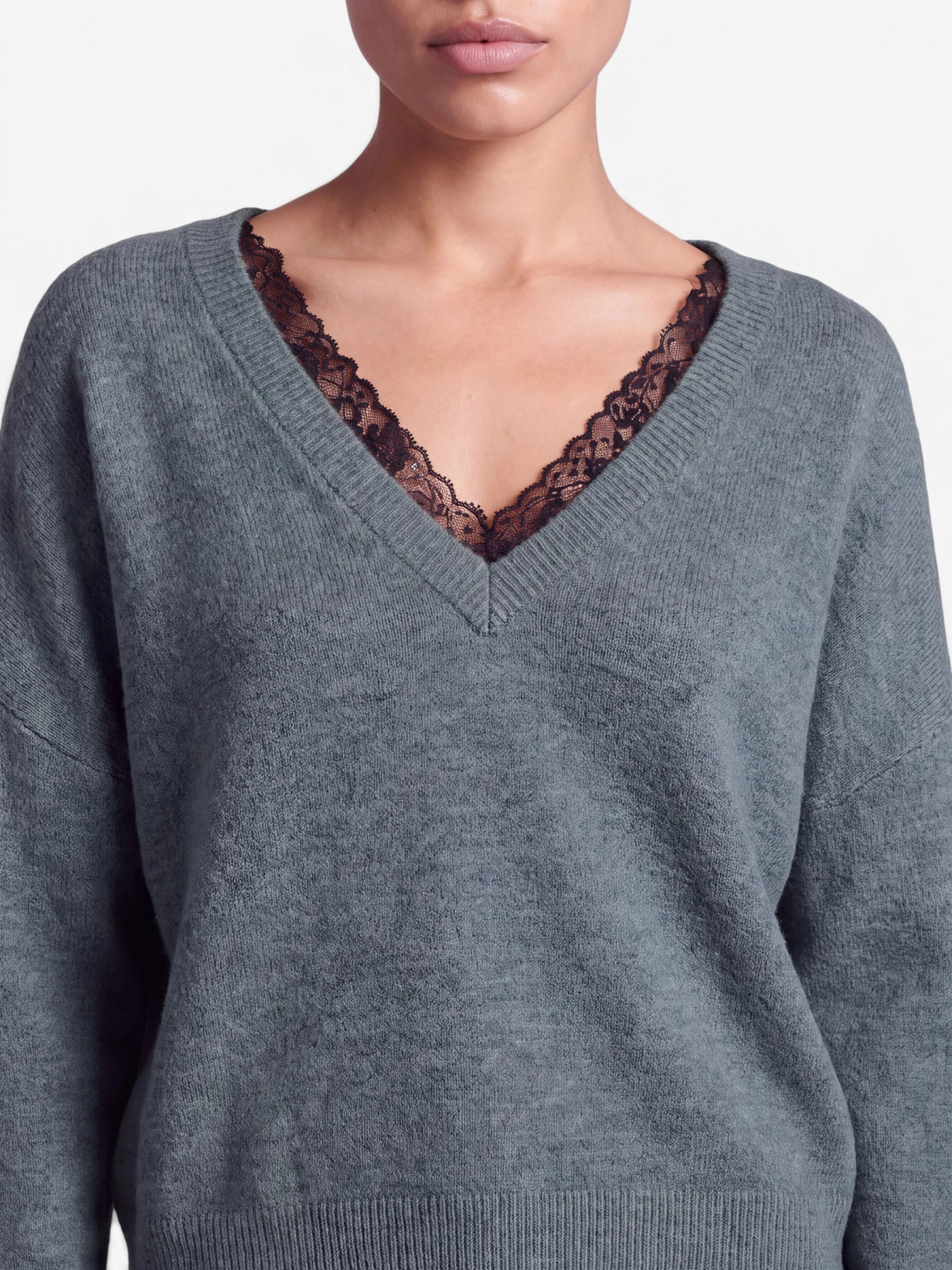 ONLY Sweater 'ONLManifesta' in Green