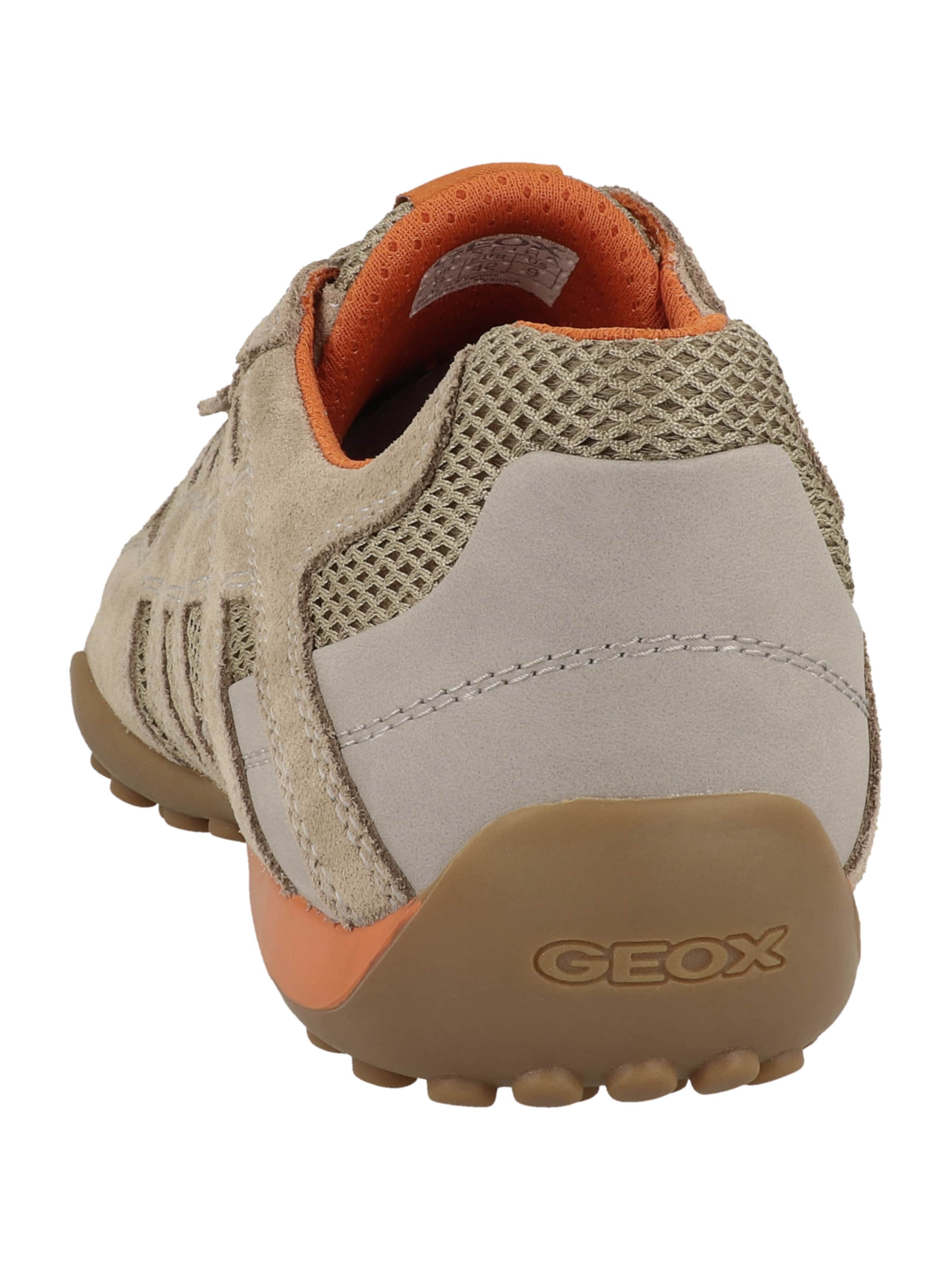 GEOX Matalavartiset tennarit 'Snake' värissä beige
