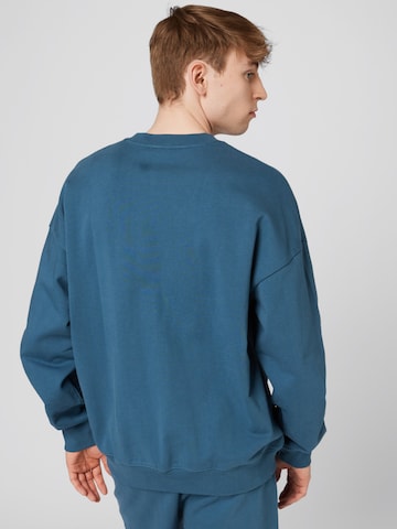 ABOUT YOU x Alvaro Soler Sweatshirt 'Pierre' in Blau