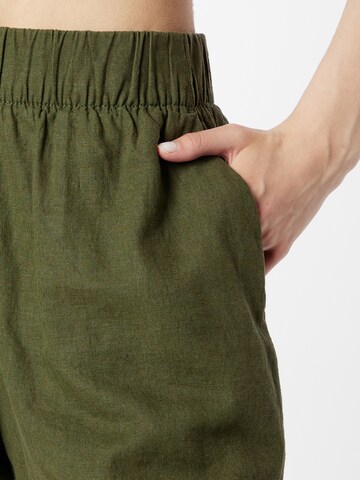 Regular Pantalon GAP en vert