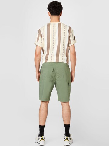 s.Oliver Loose fit Cargo trousers in Green