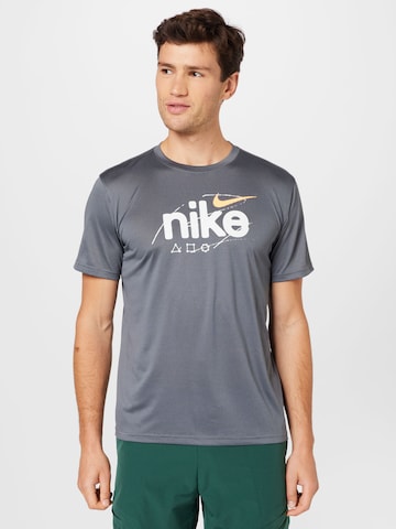 NIKE Functioneel shirt 'Wild Clash' in Grijs: voorkant