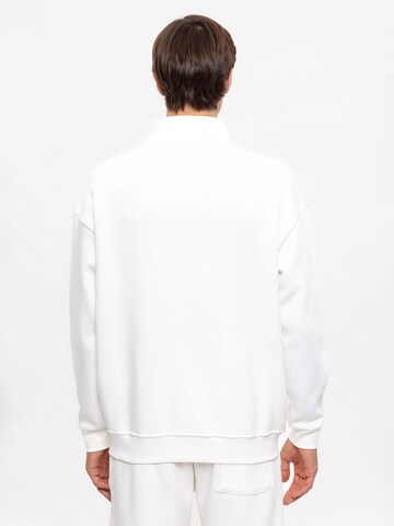 Antioch Sweat jacket in White