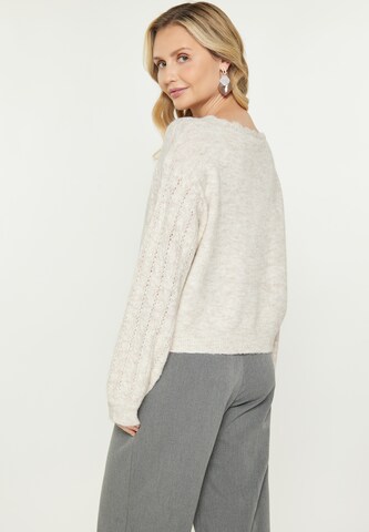 Usha Sweater in White