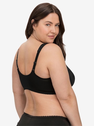 SHEEGO Minimiser Bra in Black