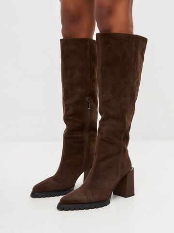 Bottes CESARE GASPARI en marron