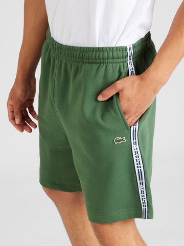 LACOSTE - regular Pantalón en verde