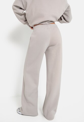 Wide leg Pantaloni di LSCN by LASCANA in grigio