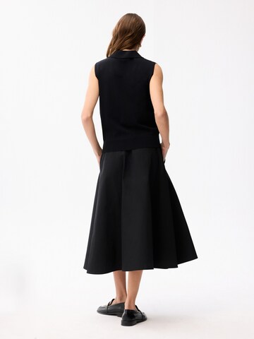 adl Blouse in Black