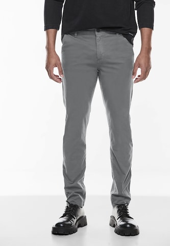 Street One MEN Slim fit Chino Pants in Grey: front