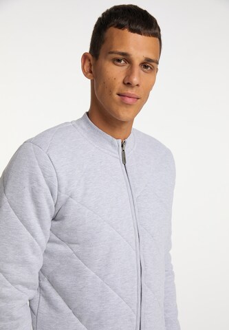 MO Zip-Up Hoodie in Grey