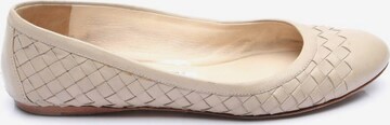 Bottega Veneta Flats & Loafers in 38 in White: front