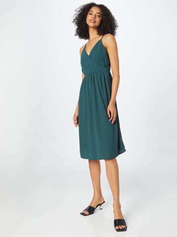 Robe 'Insa' ABOUT YOU en vert : devant