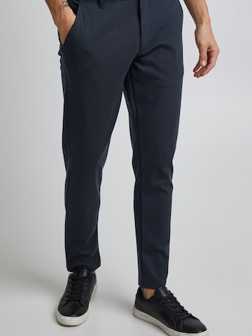 !Solid Slimfit Chinohose 'Dave' in Blau
