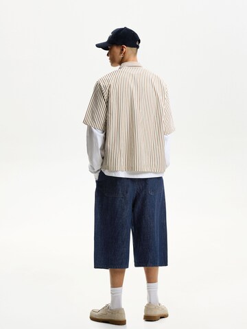 Baggy Jean à pince Bershka en bleu