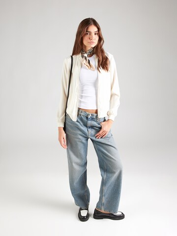 VERO MODA Демисезонная куртка 'VMCOCO' в Белый
