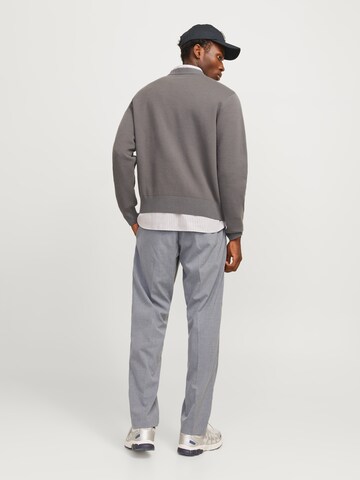 Regular Pantalon à plis 'JPSTKane Edwin' JACK & JONES en gris