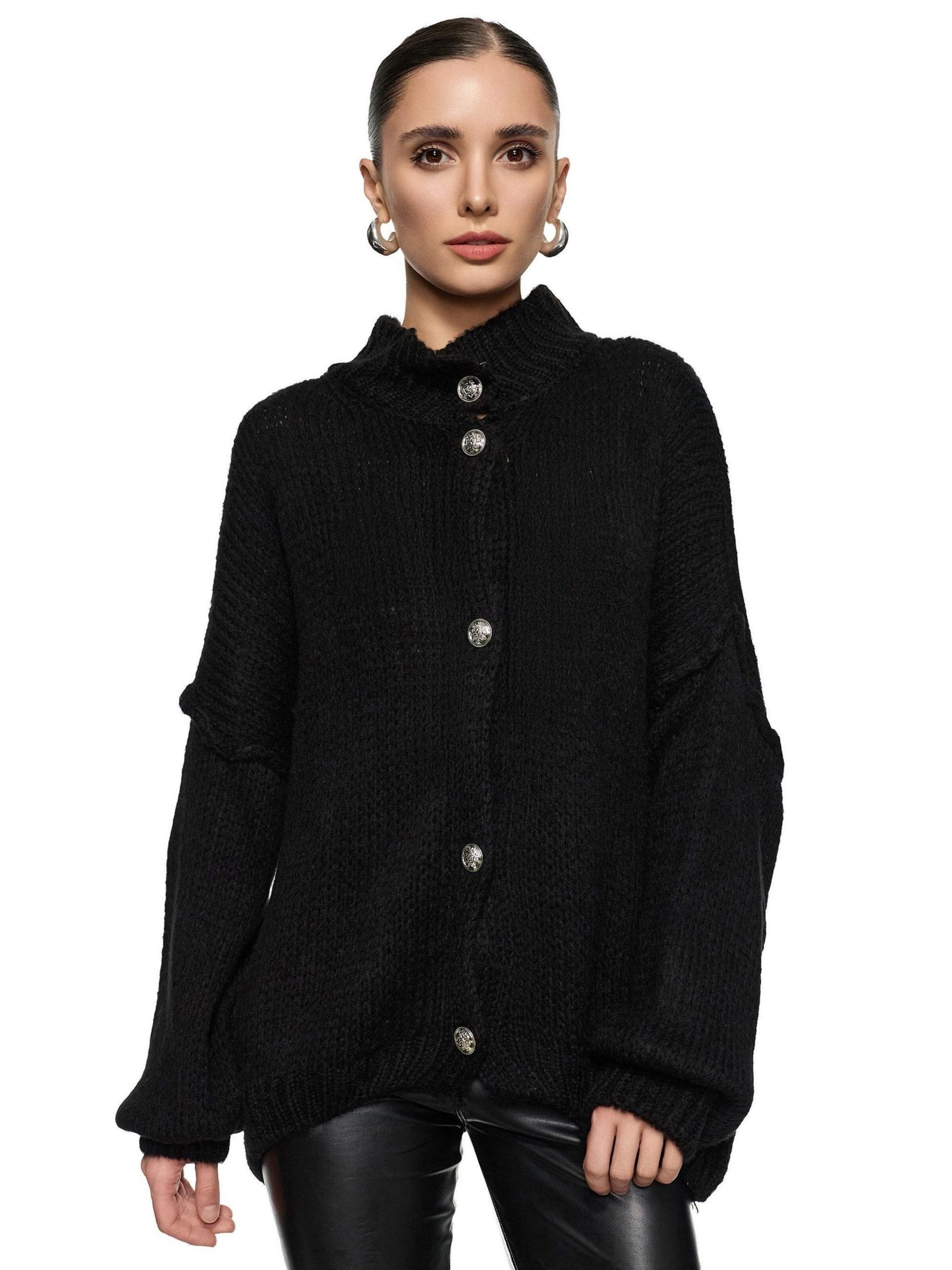 Worldclassca Oversized Cardigan 'Strickjacke mit Knopf' in Black: front