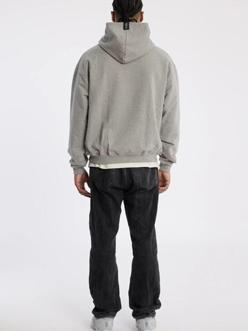 YSPT Studio Sweatshirt 'STONEWALL' in Grey