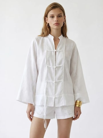 MixRay - Blusa em branco: frente