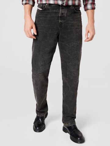 DIESEL Regular Jeans '1955' in Zwart: voorkant