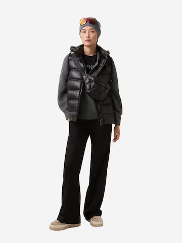 BOGNER T-Shirt 'Heda' in Schwarz