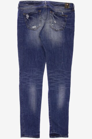 GUESS Jeans in 22-23 in Blue