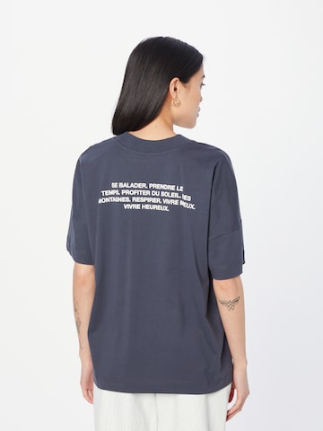Les Petits Basics T-shirt i grå