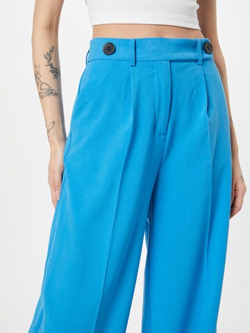 b.young Regular Pleat-Front Pants 'DANTA' in Blue
