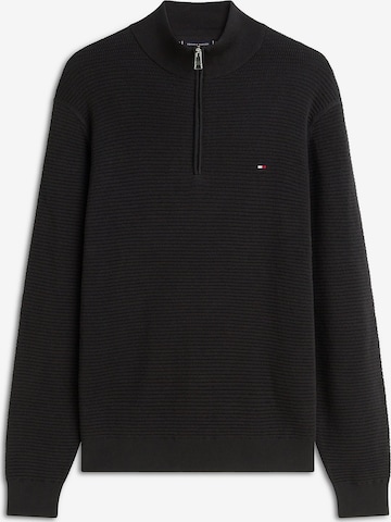 TOMMY HILFIGER Sweater in Black: front