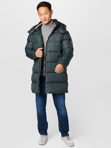 Manteau d’hiver Calvin Klein Jeans en vert