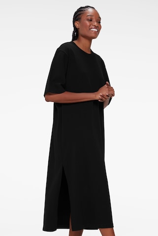 SENSES.THE LABEL Dress in Black: front