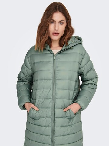 ONLY Winter Coat 'Melody' in Green: front