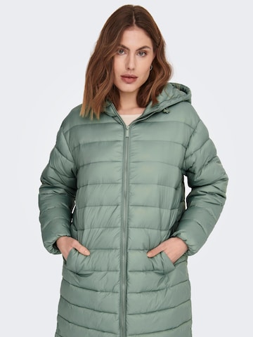 Cappotto invernale 'Melody' di ONLY in verde: frontale